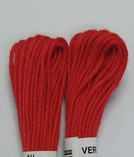 Cargar la imagen en el visor de la galería, Soie D'Alger rojo y morado